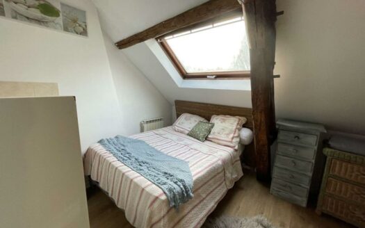 A Vendre Etampes Centre Ville Appartement F2 Meublé