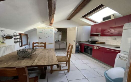 A Vendre Etampes Centre Ville Appartement F2 Meublé