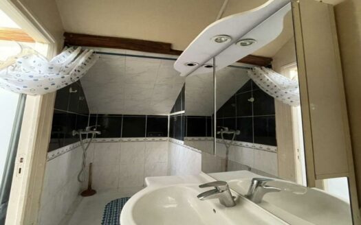 A Vendre Etampes Centre Ville Appartement F2 Meublé